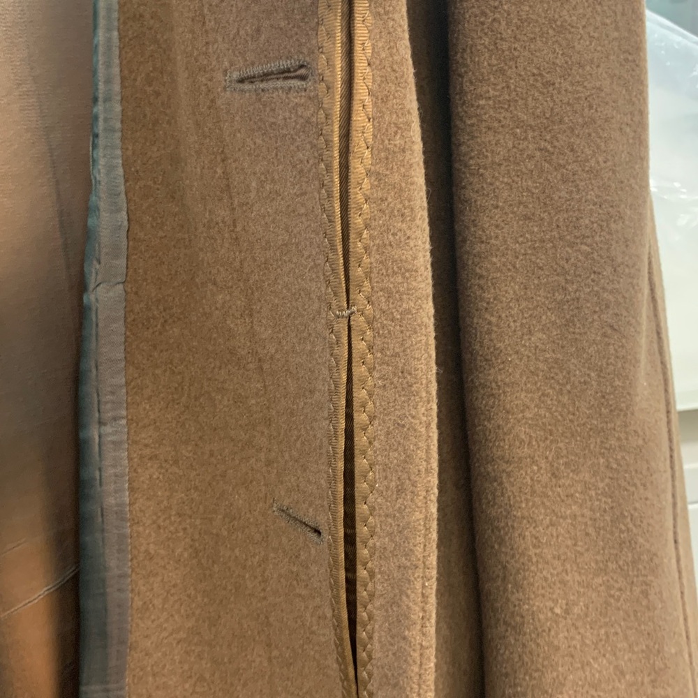 47. Bugatti Wool And Cashmere Coat made in Germany in very good condition - Picture 10 of 11